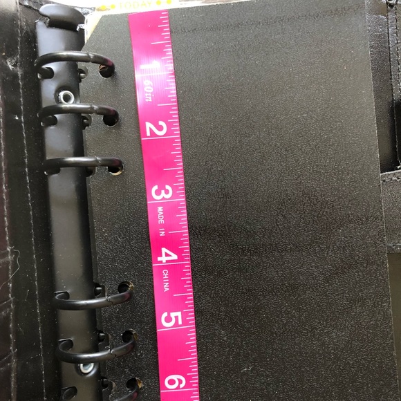 LILLIAN VERNON VINTAGE LEATHER PLANNER - Picture 14 of 14